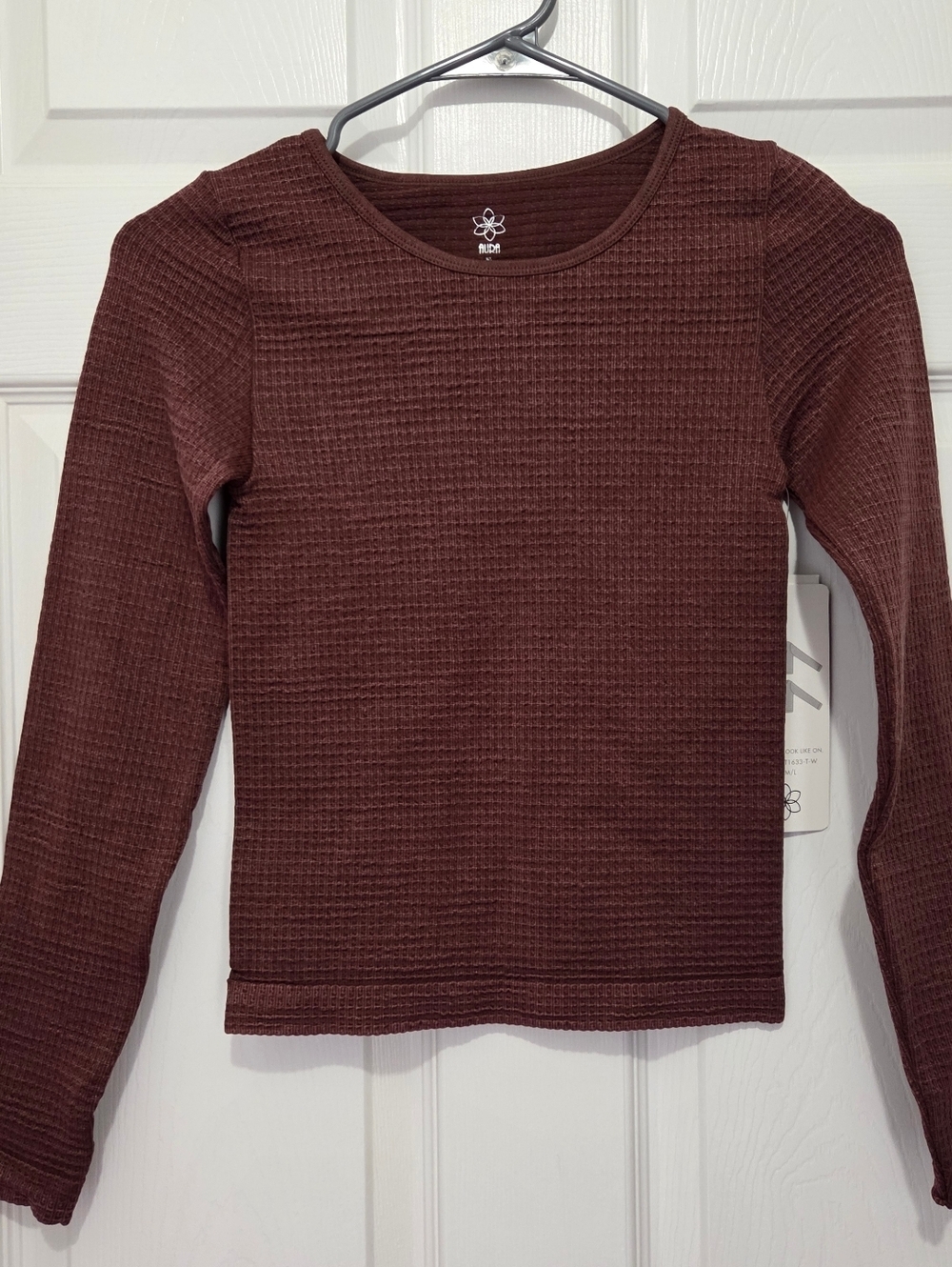 Aura Girl's Long Sleeve Waffle Knit Brown Shirt  Size M/L